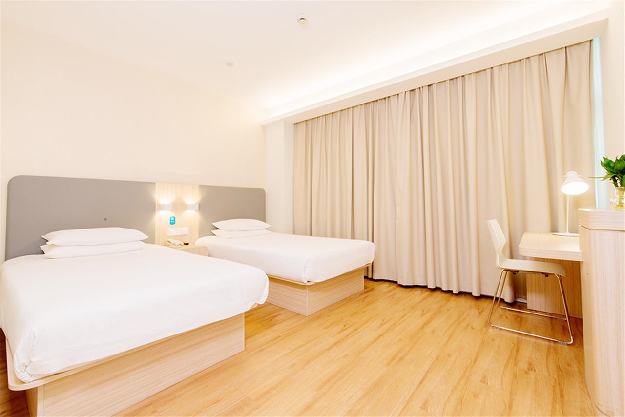Hanting Hotel Shanghai Chunsha Jinhui Plaza Exterior foto