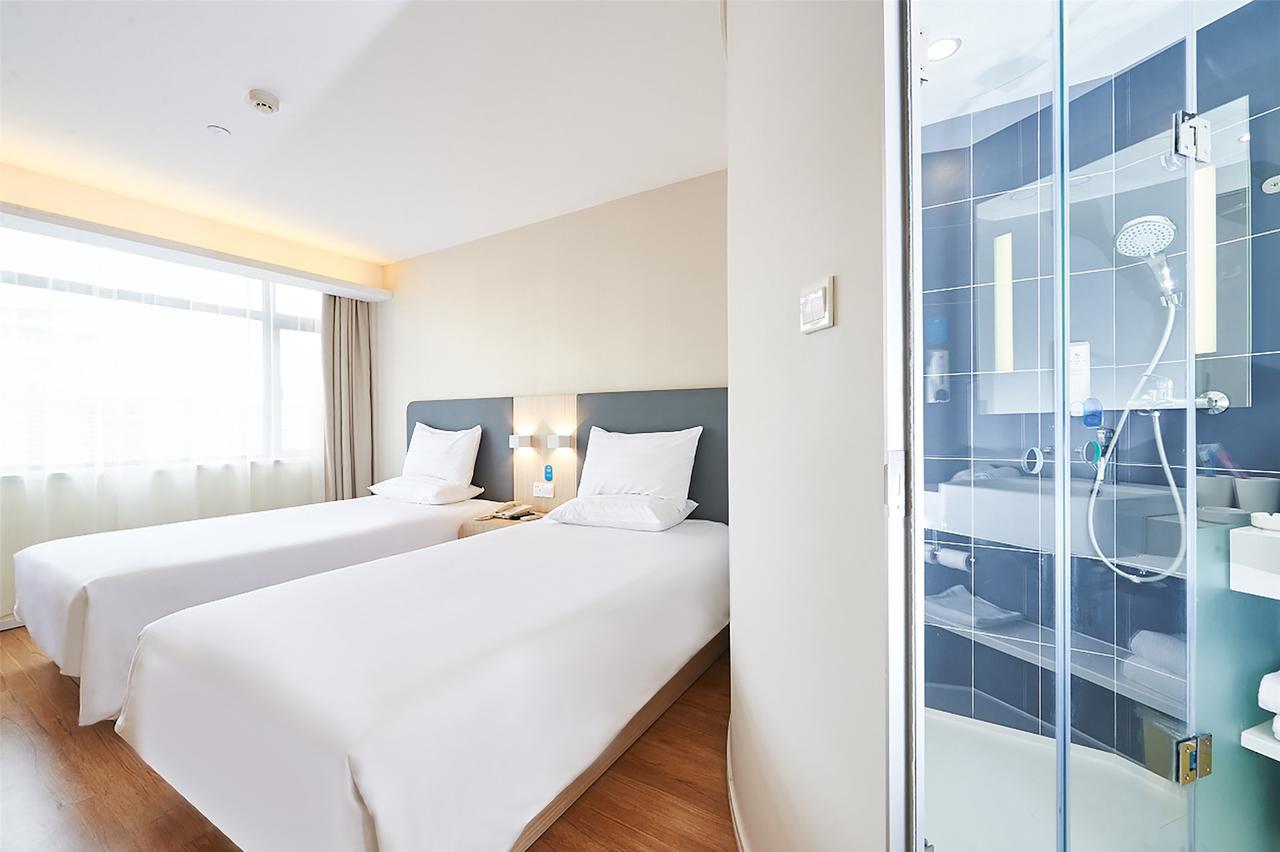 Hanting Hotel Shanghai Chunsha Jinhui Plaza Exterior foto
